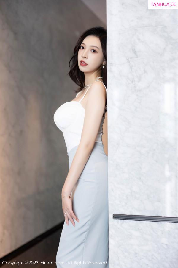 郑颖姗  [XiuRen]高清写真图 2023.06.12 No.6898 郑颖姗Bev 丝袜美腿第5张图片
